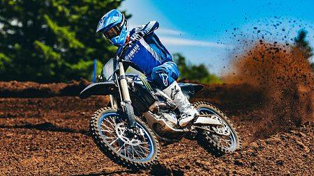 Мотоцикл Yamaha YZ450F Monster